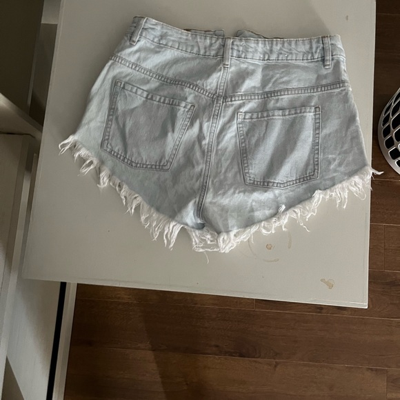 Barley used light blue shorts. Perfect for summer. - Picture 2 of 3